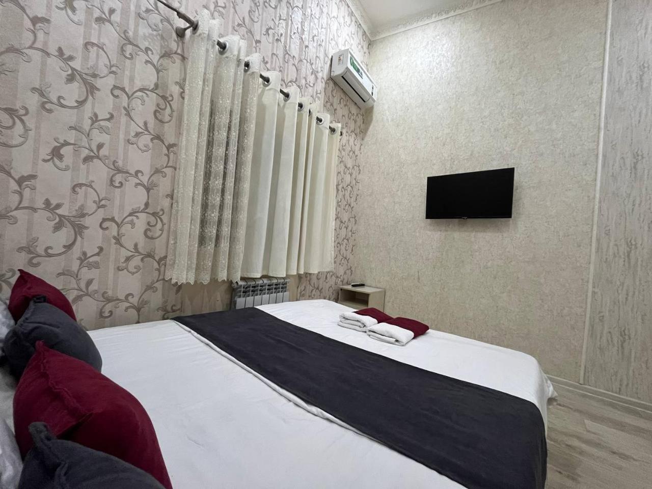 Fenix Hotel ทาชเคนต์ ภายนอก รูปภาพ