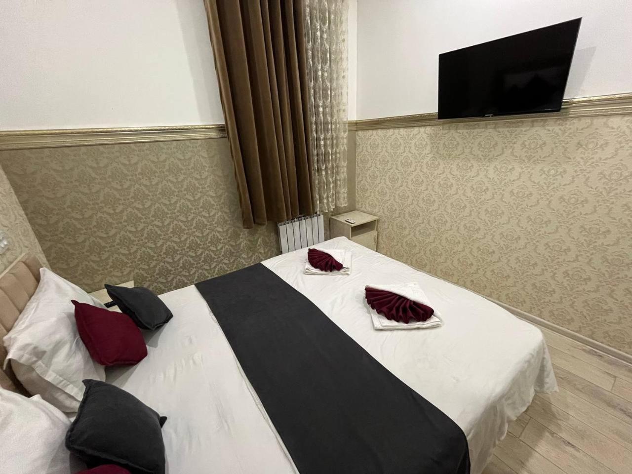 Fenix Hotel ทาชเคนต์ ภายนอก รูปภาพ