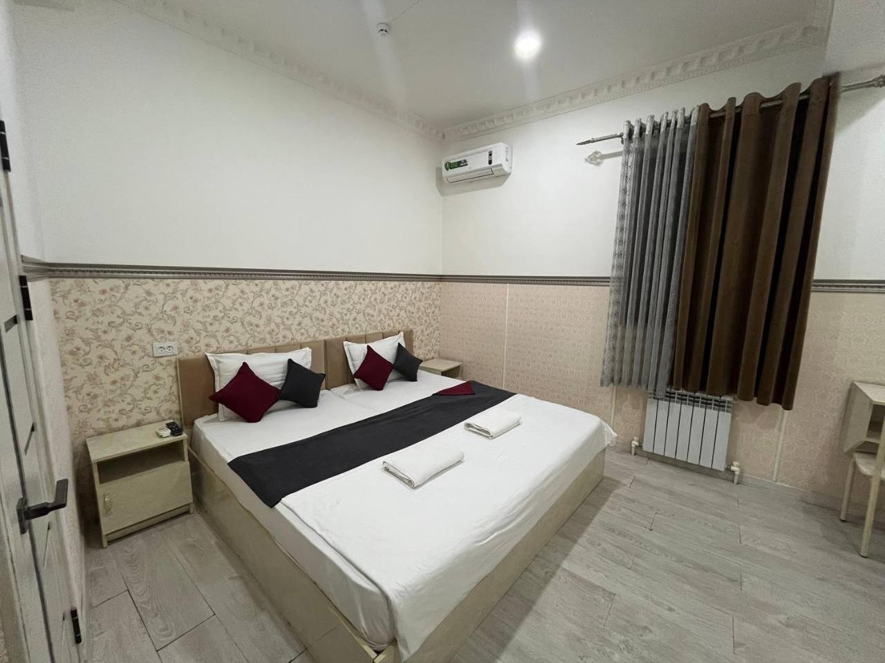 Fenix Hotel ทาชเคนต์ ภายนอก รูปภาพ