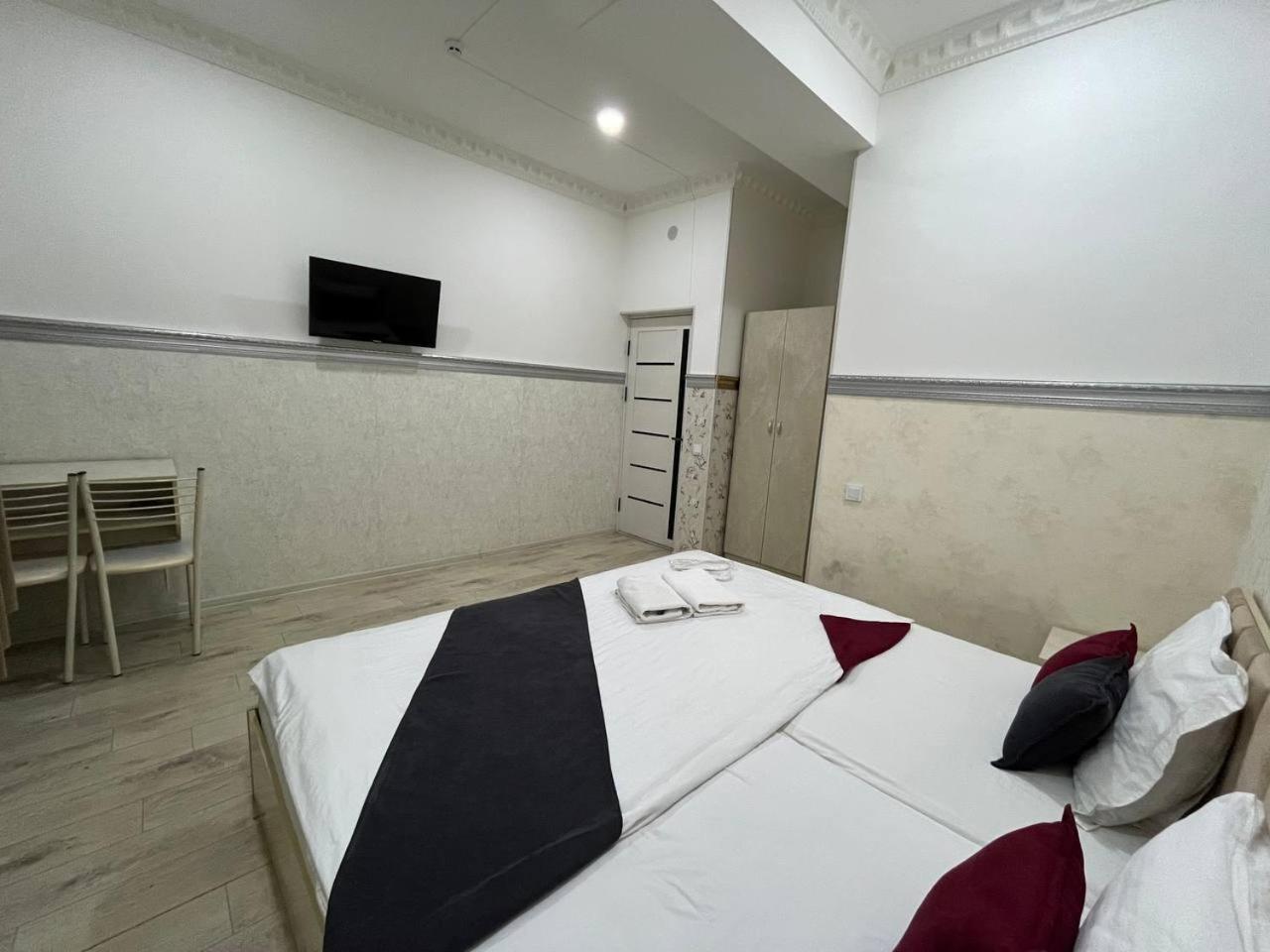 Fenix Hotel ทาชเคนต์ ภายนอก รูปภาพ