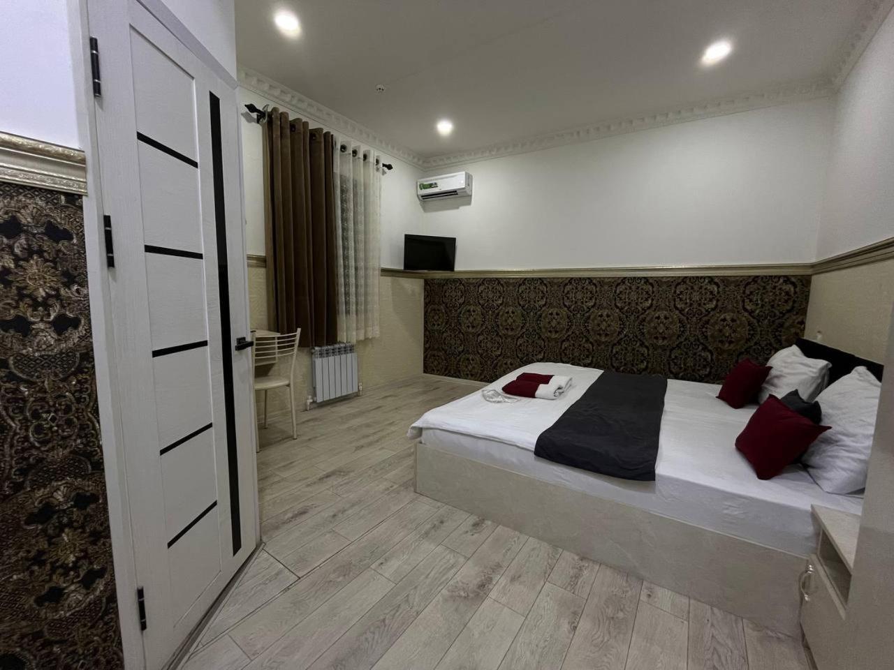 Fenix Hotel ทาชเคนต์ ภายนอก รูปภาพ