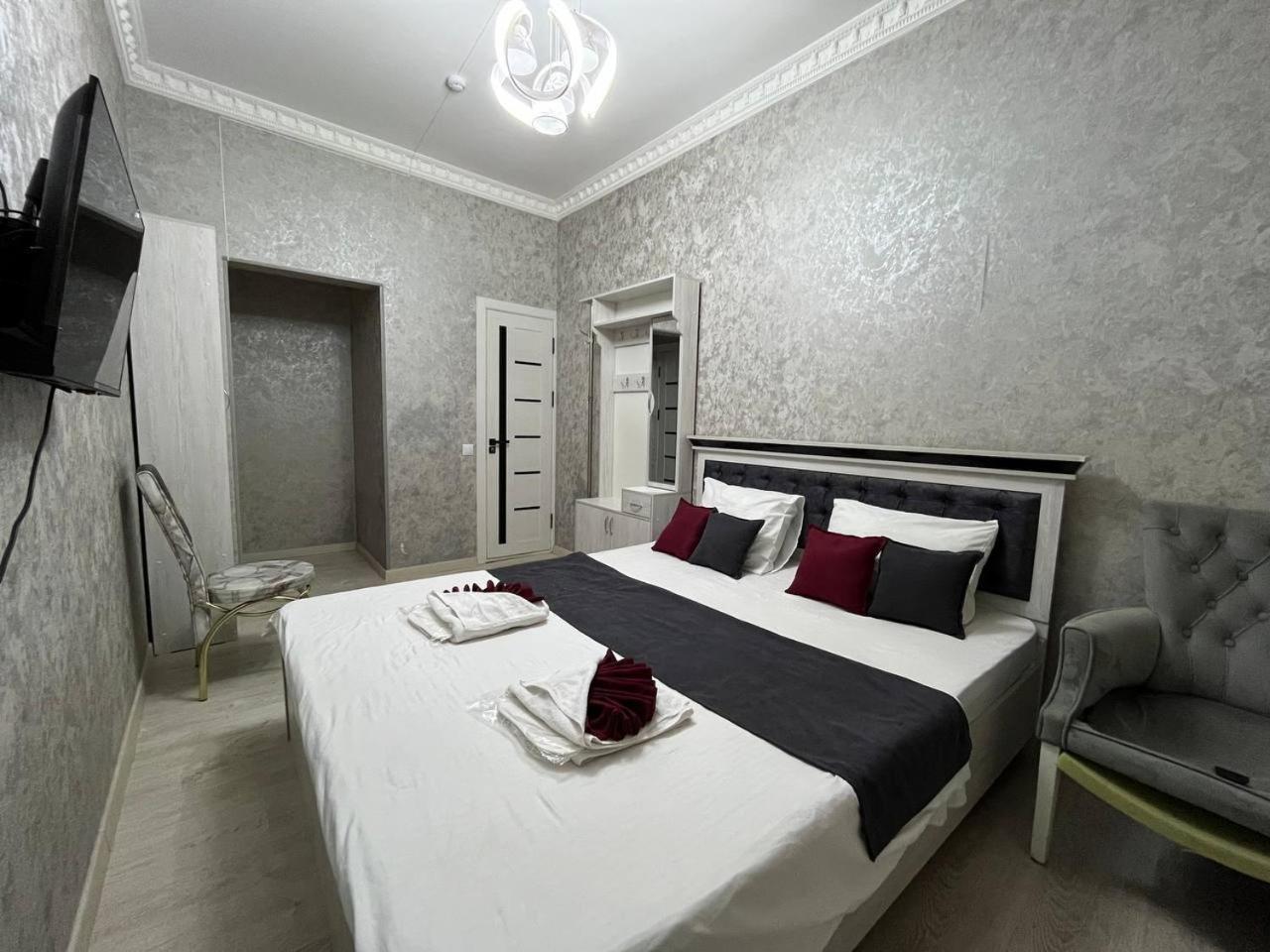 Fenix Hotel ทาชเคนต์ ภายนอก รูปภาพ